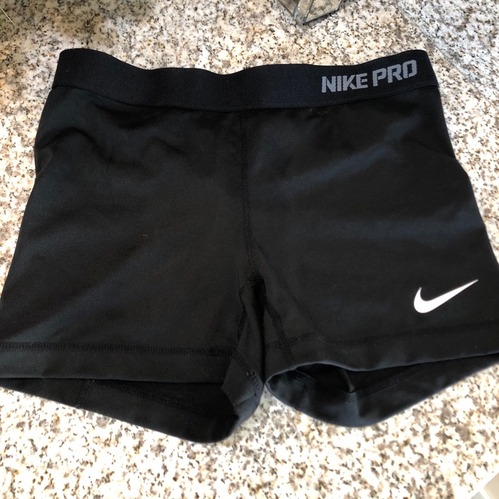 Nike Pro Compression Shorts! Black, SZ M Like new!
